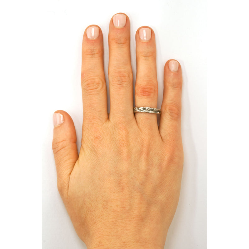 Large Braid Ring