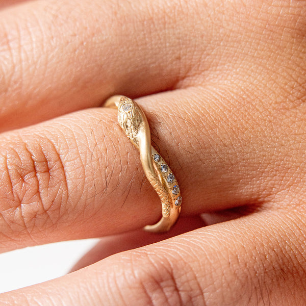 Gold Serpentine Arch Band