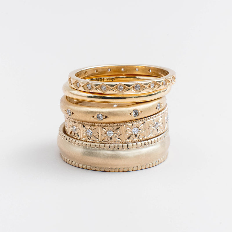 Diamond Pillow Band